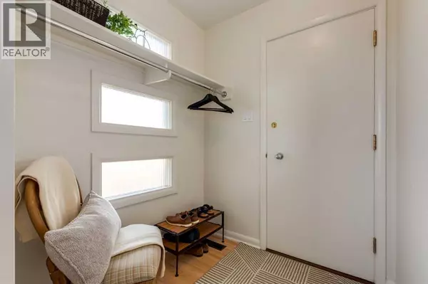 Calgary, AB T3C2P9,126 Winston Drive SW