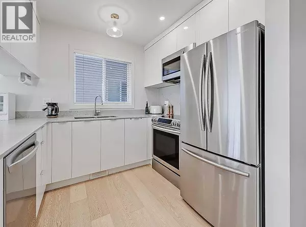 Calgary, AB T2T2C5,2, 2127 34 Avenue SW