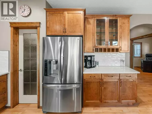 Calgary, AB T3K6J3,108 Pantego Rise NW