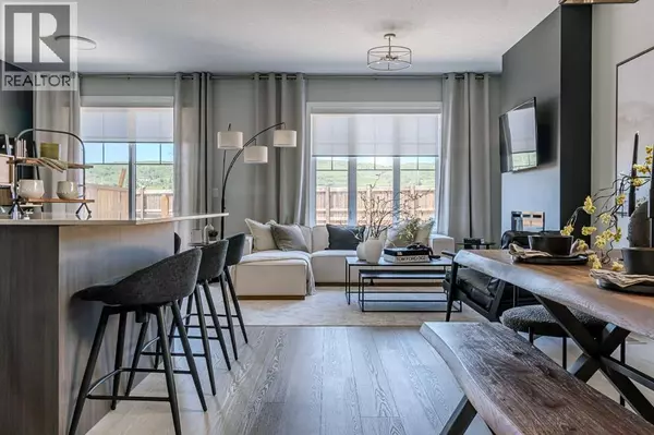 Calgary, AB T3B5N1,147 Greenwich Drive NW