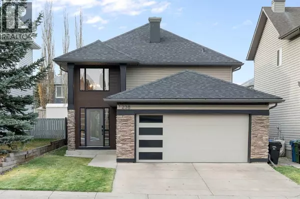238 Somerglen Way SW, Calgary, AB T2Y4B3