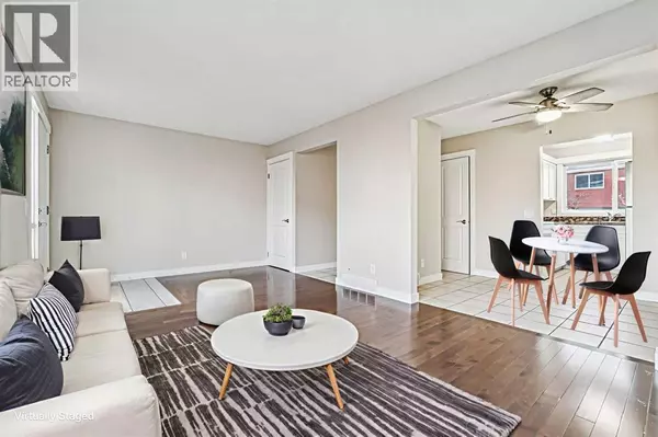 Calgary, AB T2A2G7,60, 5425 Pensacola Crescent SE