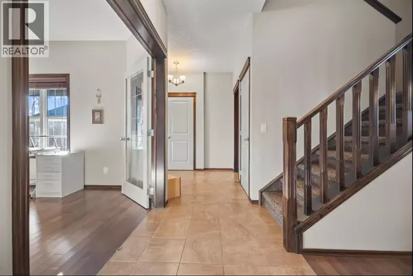 Calgary, AB T2Y0J2,508 Everbrook Way SW