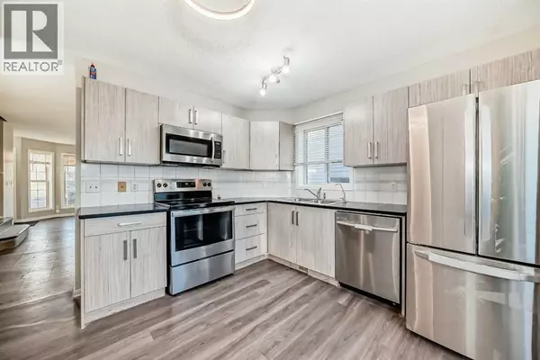 Calgary, AB T3J3S3,121 Martin Crossing Manor NE