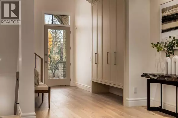 Calgary, AB T2S0X6,412 40 Avenue SW