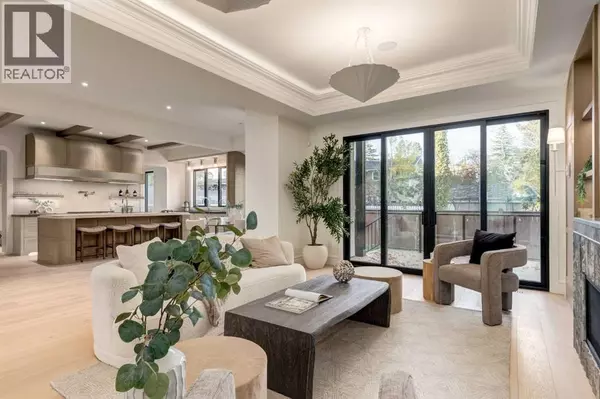 Calgary, AB T2S0X6,412 40 Avenue SW