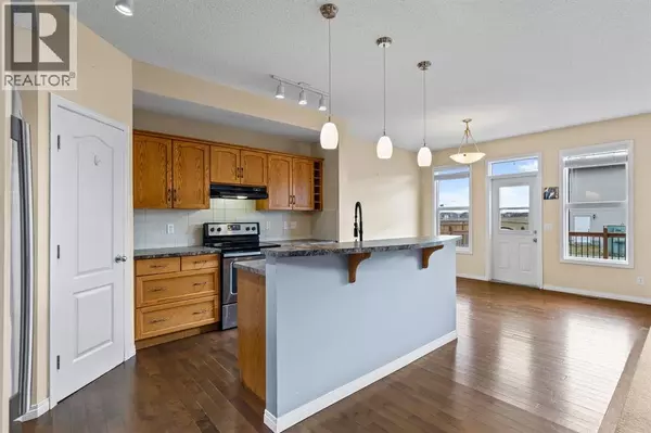 Calgary, AB T2Z4X6,1043 Copperfield Boulevard SE