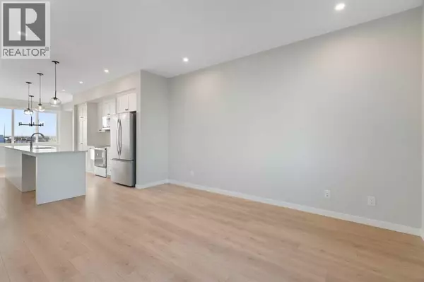 Calgary, AB T3S0K5,1477 Rangeview Drive SE