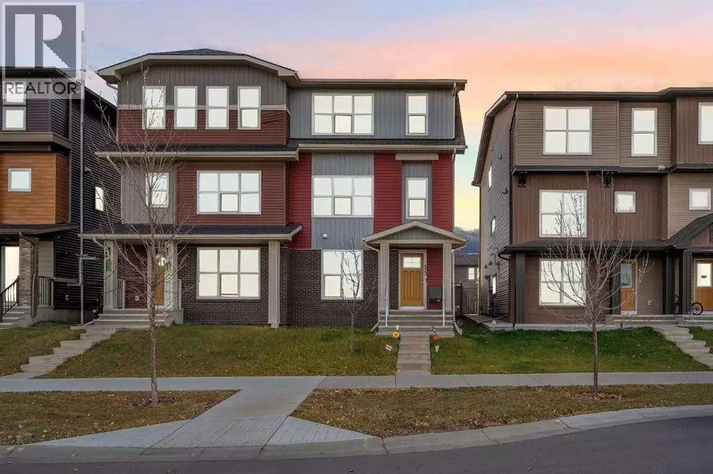 Calgary, AB T3J0X2,533 Savanna Boulevard NE