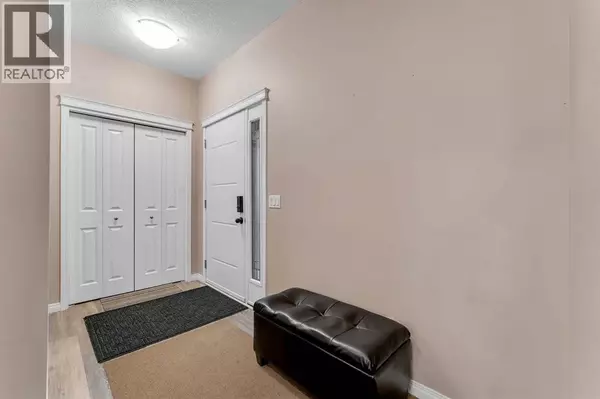 Calgary, AB T3R1N4,405 Kincora Drive NW