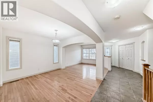 Calgary, AB T3P1B4,12 Evanston Rise NW