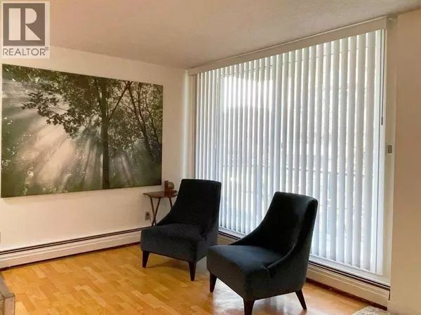 Calgary, AB T2R0S8,201, 1111 15 Avenue SW