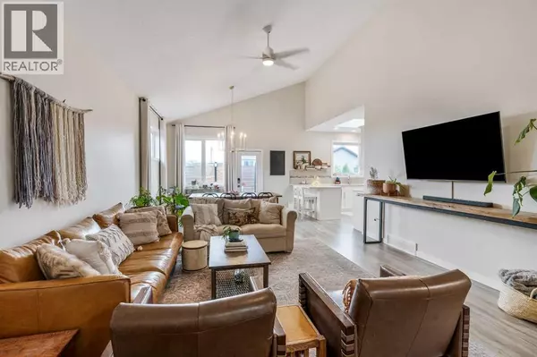 Lethbridge, AB T1J5G9,225 Lasalle Terrace W