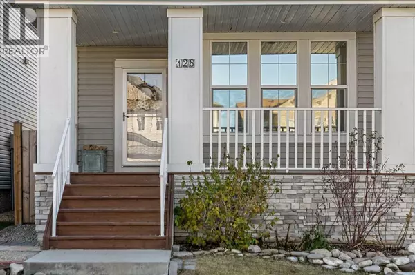 Cochrane, AB T4C2R5,128 Heritage Heights