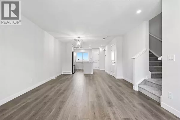 Calgary, AB T3M4B6,19834 45 Street SE