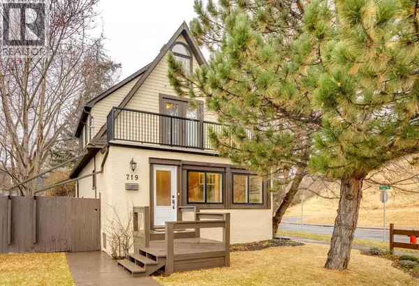719 29 Avenue SW, Calgary, AB T2S0P2