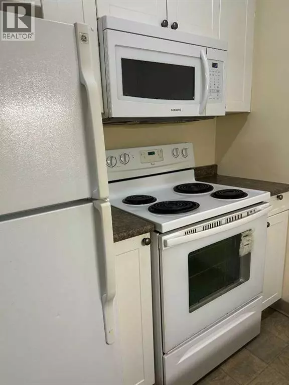 Fort Mcmurray, AB T9H4H3,206, 11721 Macdonald Drive