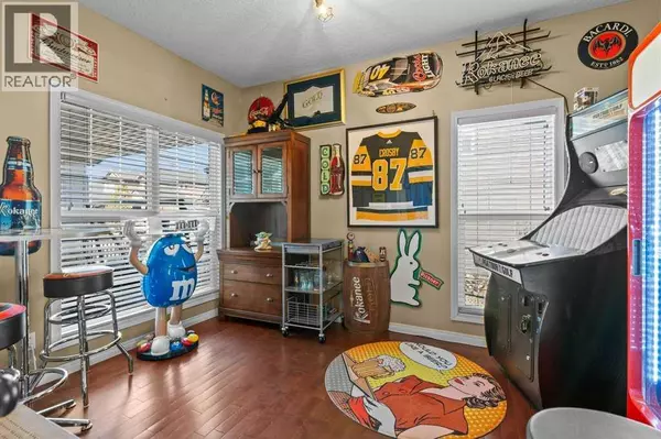 Langdon, AB T0J1X3,61 Boulder Creek Manor SE