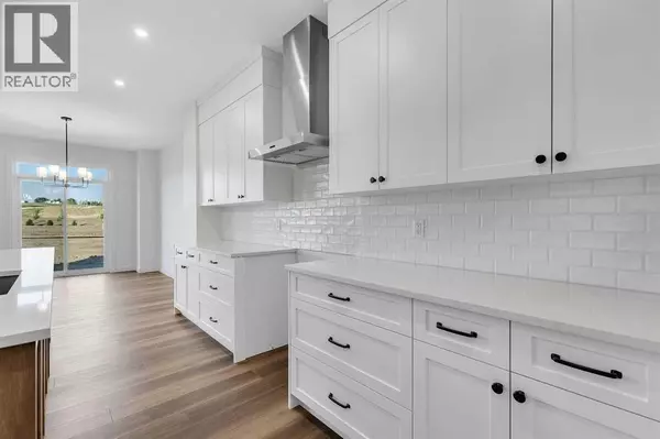 Cochrane, AB T4C2N4,127 Heritage Court