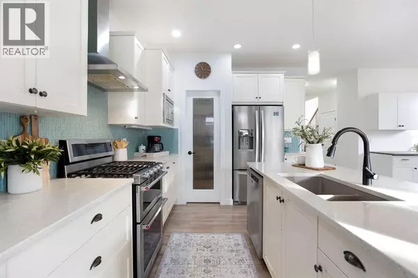 Airdrie, AB T4B4H3,325 Bayview Way SW