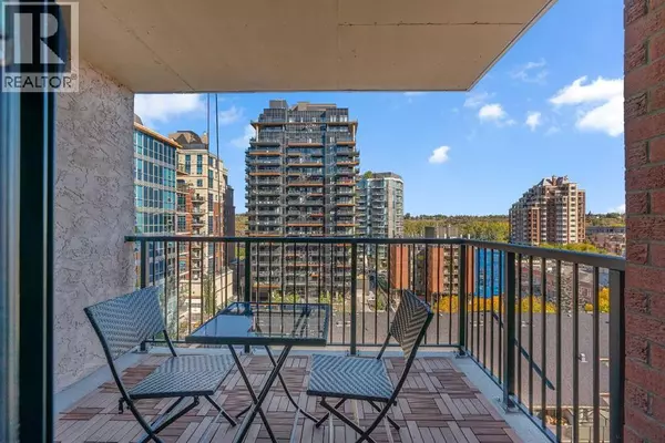 Calgary, AB T2P0G7,815, 738 3 Avenue SW