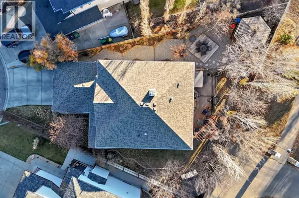 Chestermere, AB T1X1L2,232 Oakmere Place