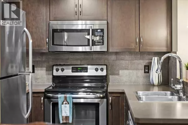 Calgary, AB T3K0W5,3314, 10 Country Village Park NE