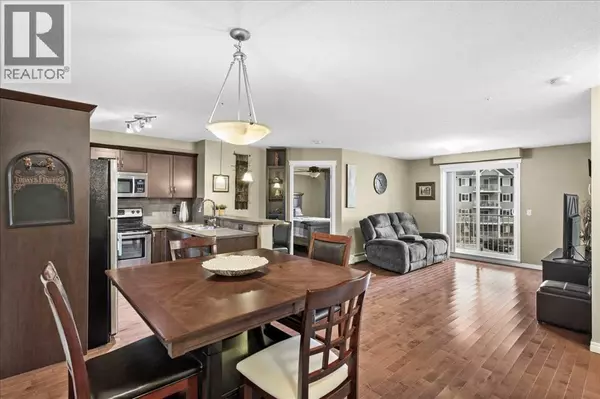 Calgary, AB T3K0W5,3314, 10 Country Village Park NE