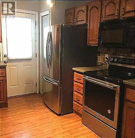 Peace River, AB T8S1B5,7421 98B Street