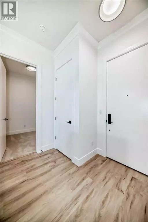 Calgary, AB T3B6L8,1116, 4270 Norford Avenue NW