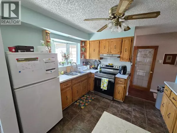 Peace River, AB T8S1G5,8602 95 Street