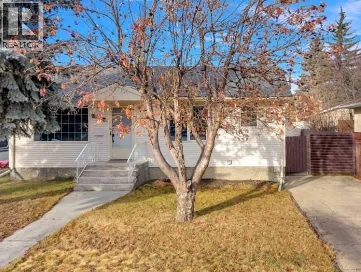 5422 37 Street, Red Deer, AB T4N0W1