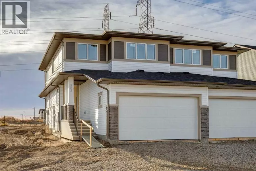 303 Dawson Dock Way, Chestermere, AB T1X2X2