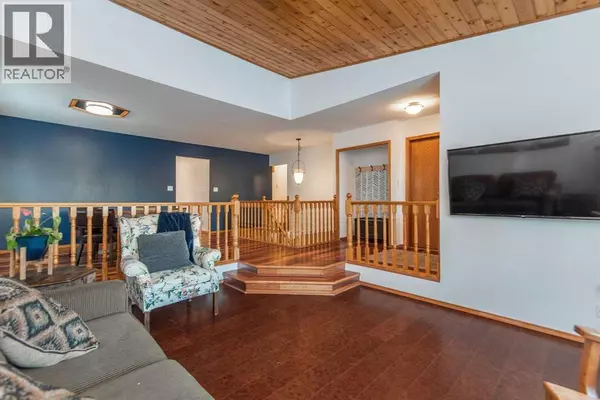 Red Deer, AB T4P3K3,50 Ramsey Avenue