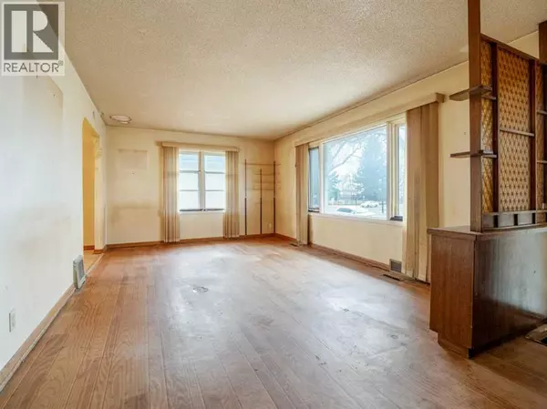 Lethbridge, AB T2X1W5,609 Stafford Drive