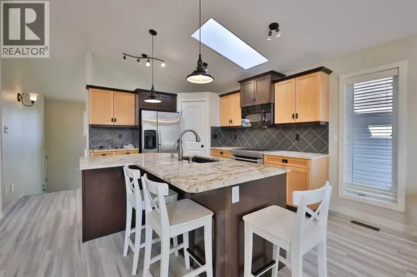 Lethbridge, AB T1K8A5,74 Rivermont Crescent W