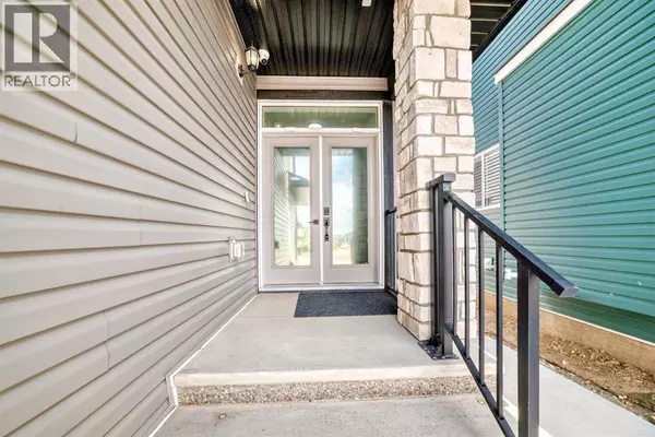 Calgary, AB T3J2K3,127 Saddlecrest Grove NE