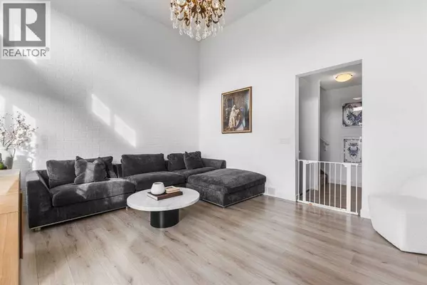 Calgary, AB T3R0Z8,443 Sage Hill Grove NW