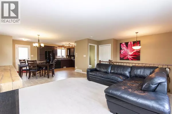 Springbrook, AB T4S0J5,114 Redwood Boulevard