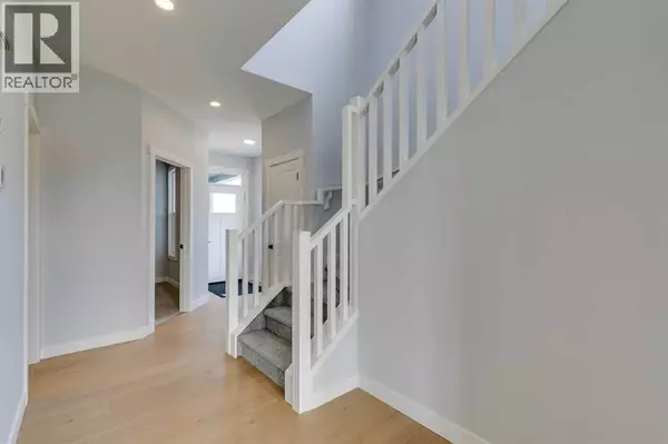 Calgary, AB T2X6H6,31 Creekstone Green SW