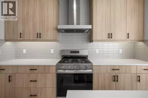 Calgary, AB T2X6H4,63 Creekstone Common SW