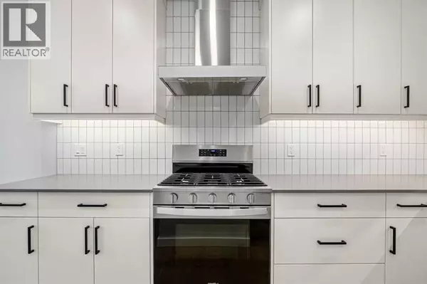 Calgary, AB T2X5W2,56 Creekstone Grove SW