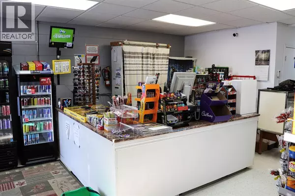 Medicine Hat, AB T1B7E2,544 Rutherford Street NW