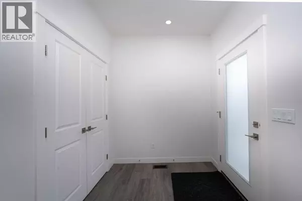 Calgary, AB T2A7G7,64 Belvedere Park SE