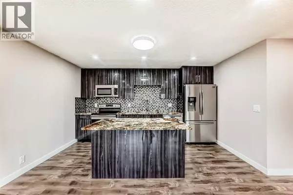 Calgary, AB T2B1G1,1835 42 Street SE