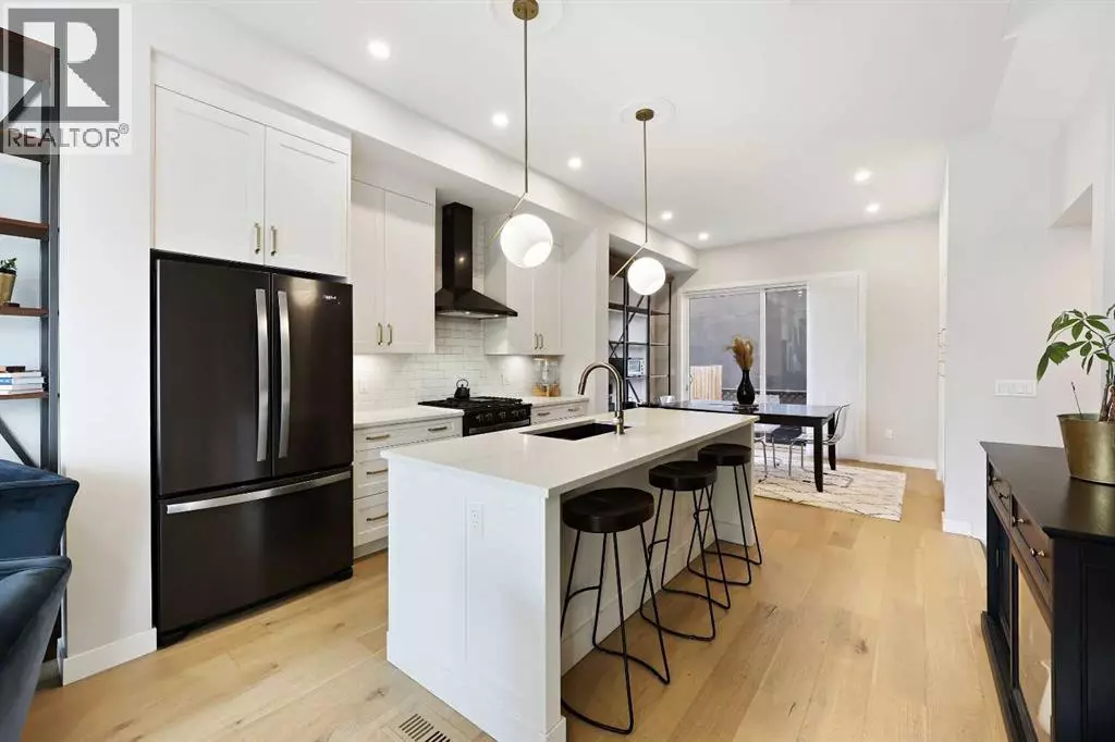 Calgary, AB T2T5A4,4929 20 Street SW