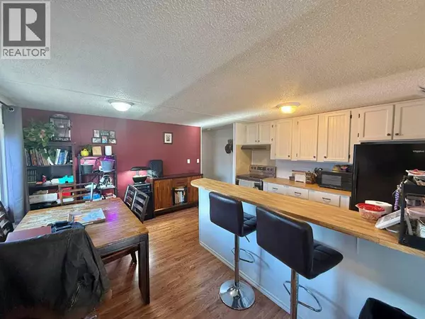 Hinton, AB T7V1A4,122 Nickerson Avenue