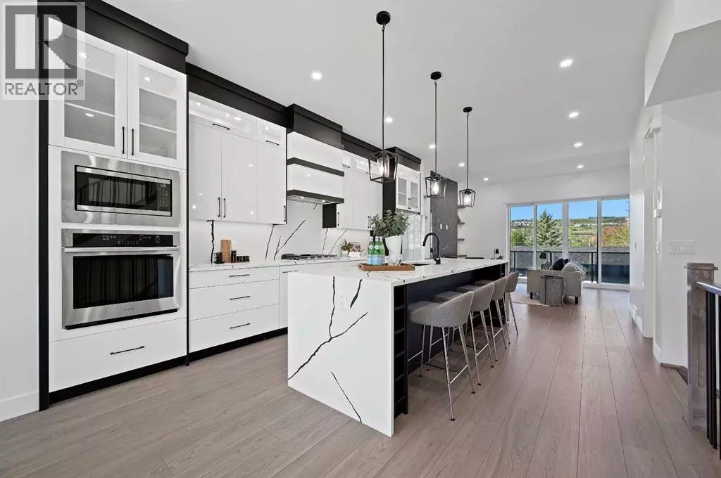 Calgary, AB T3B0X3,5011 21 Avenue NW