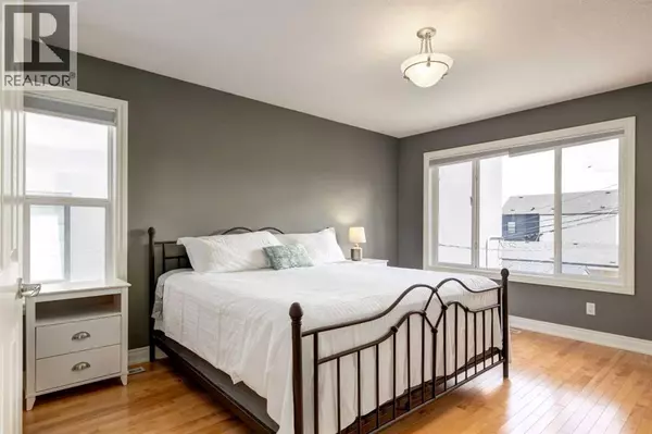 Calgary, AB T3C1M2,1406 29 Street SW