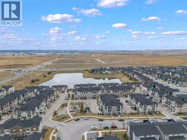 Calgary, AB T3N0M9,722 Redstone View NE